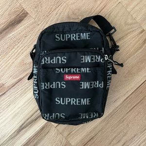 Supreme 3M Reflective Repeat Logo Crossbody Bag